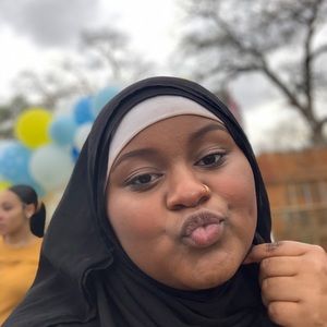 Meet your Posher, Layla